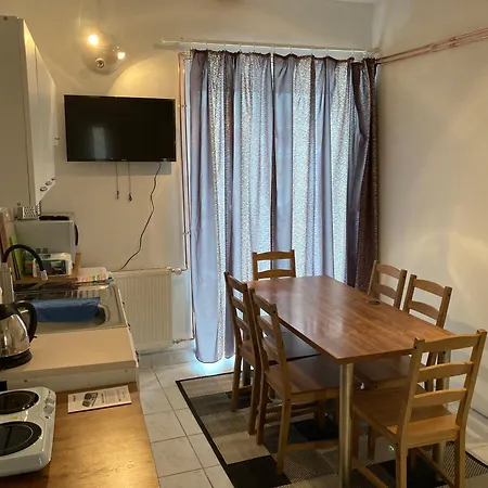 Ubytovani Hostka Apartman